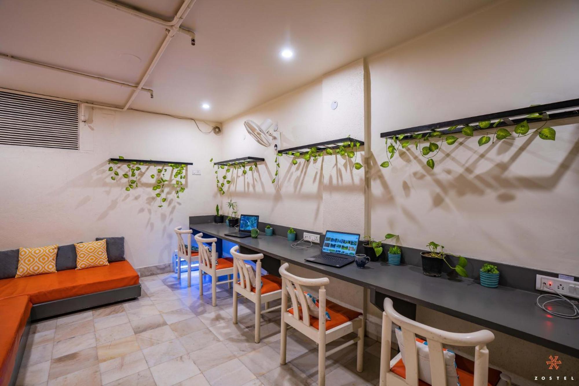 Zostel Delhi Hostel New Delhi Exterior foto